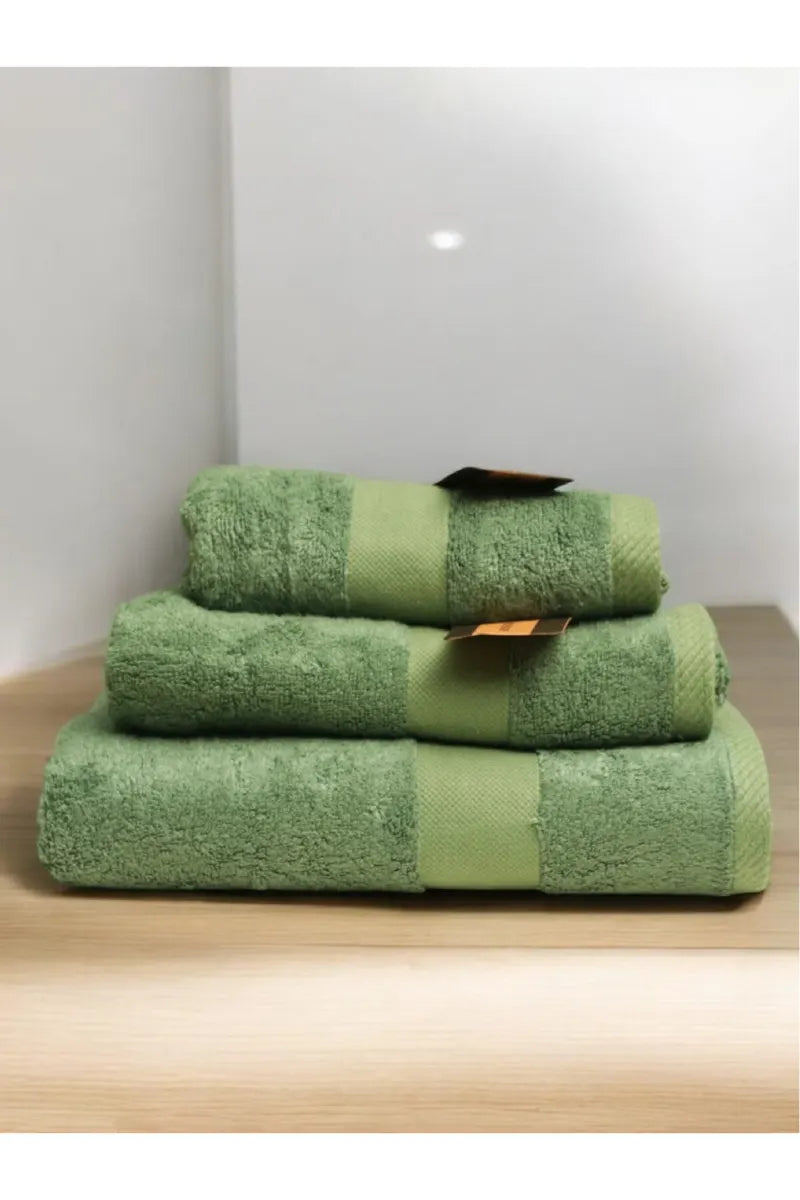Prev Next Green Cotton Towel Set – Pack of 3, Soft & Absorbent