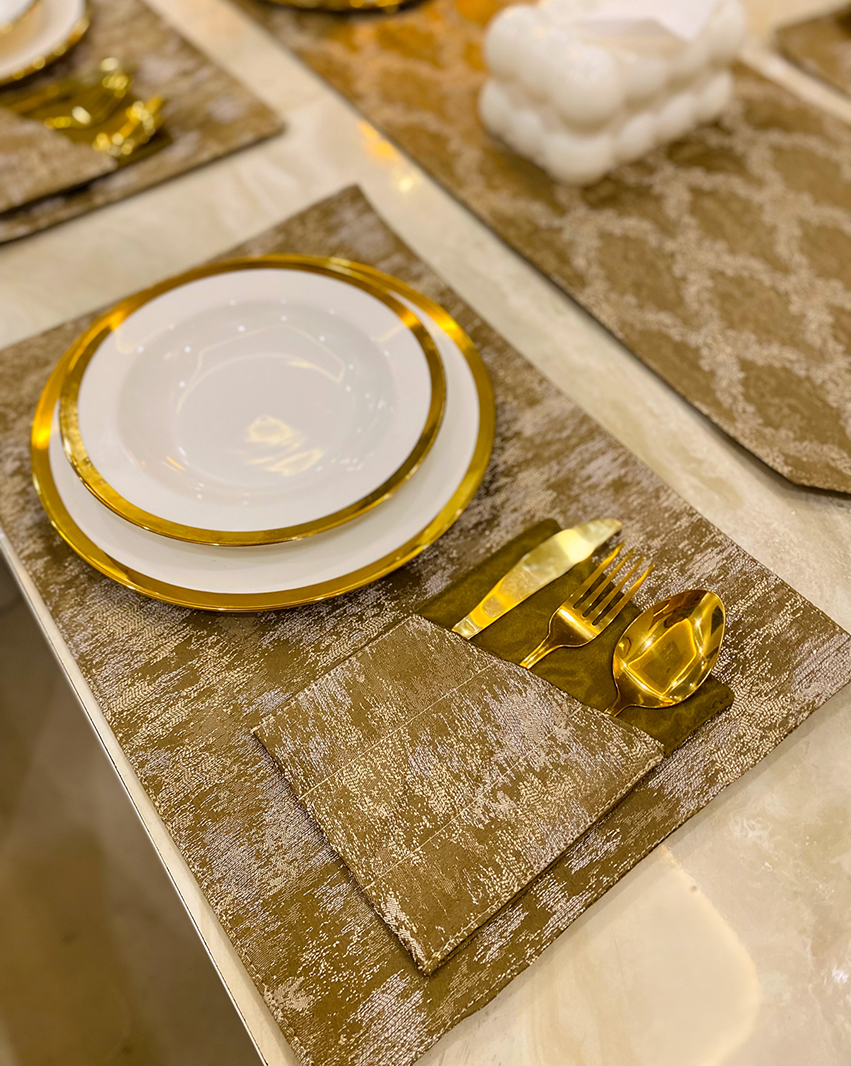 Brown Mats Dining Table Set