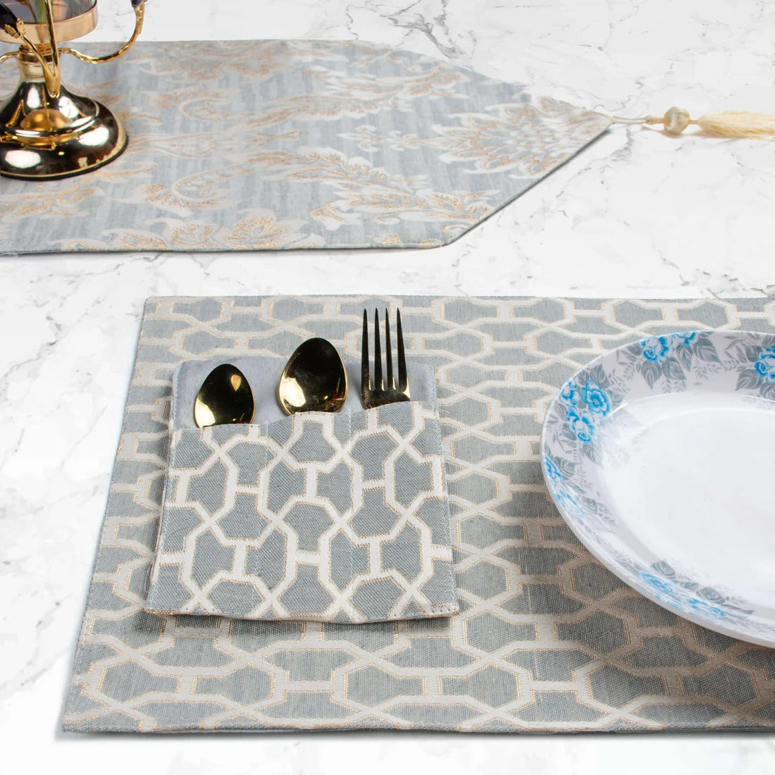 Frost Grey Ivory Table Set