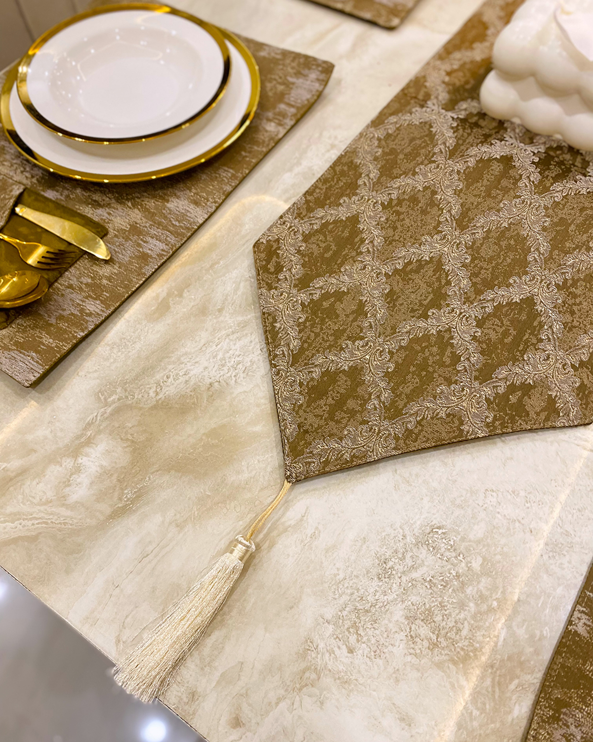 Brown Mats Dining Table Set