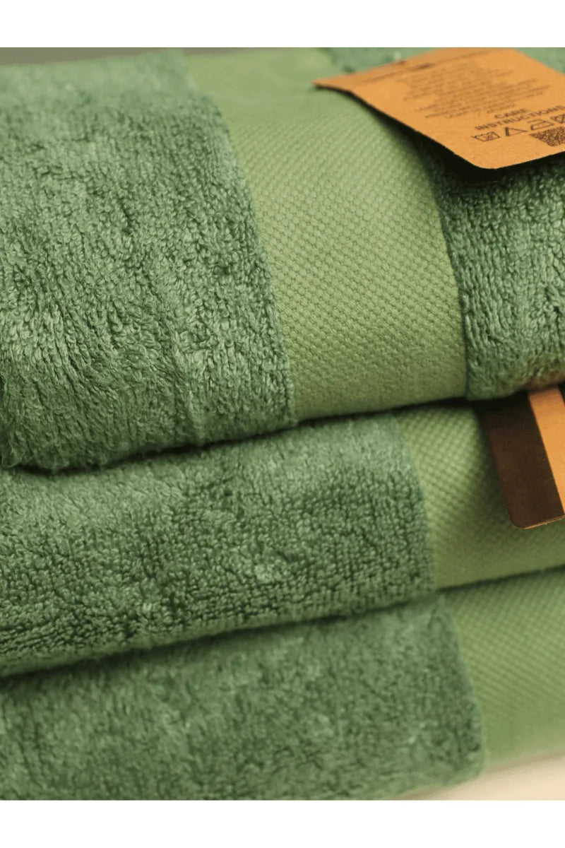 Prev  Next  Green Cotton Towel Set – Pack of 3, Soft & Absorbent