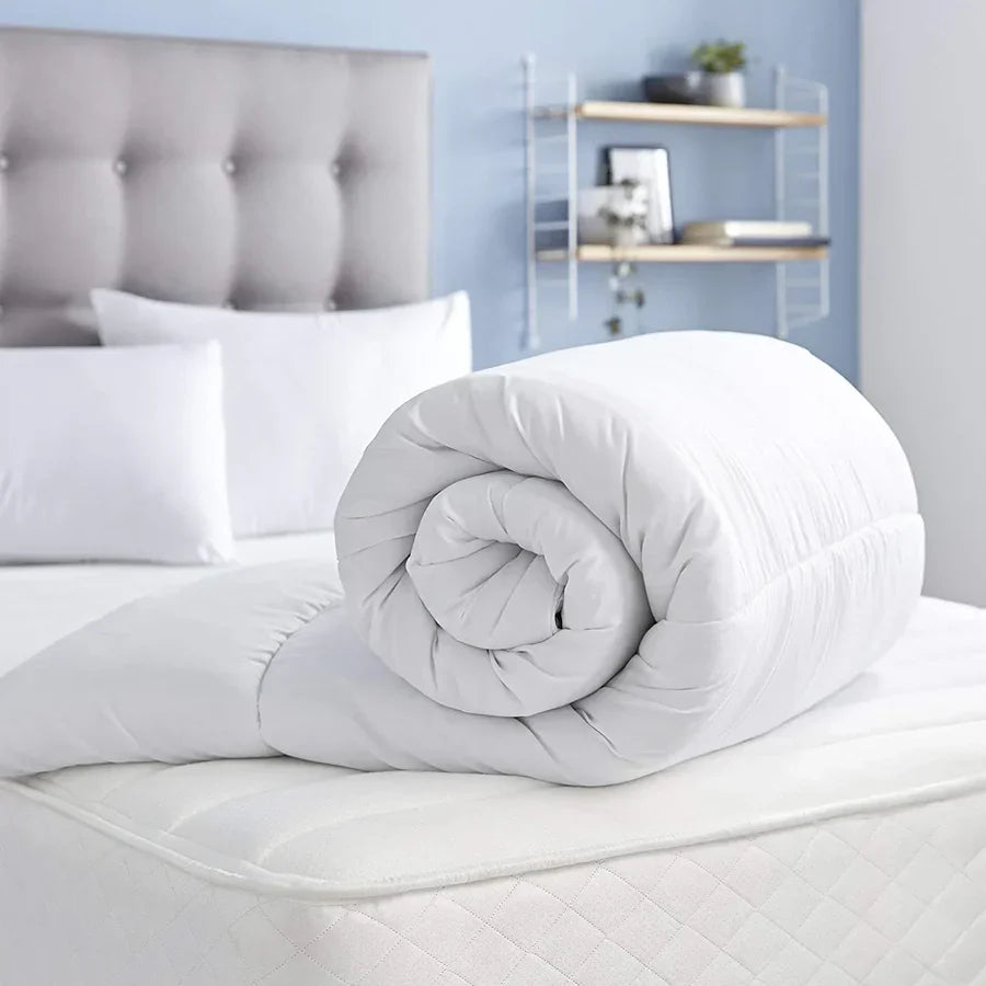 WNITER COMFERTER ULTRA SOFT DOWN ALTERNATIVE  COMFERTER-PLUSH SILICON SILICONIZED FIBERFRILL